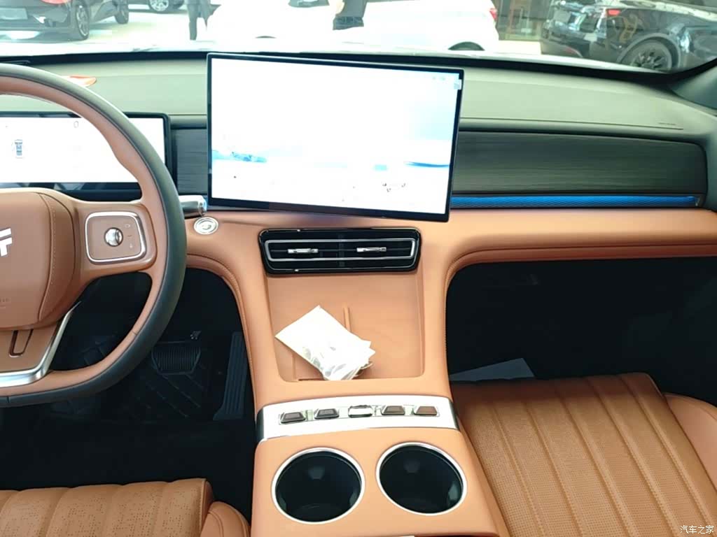 Jetour L7, 2025 9