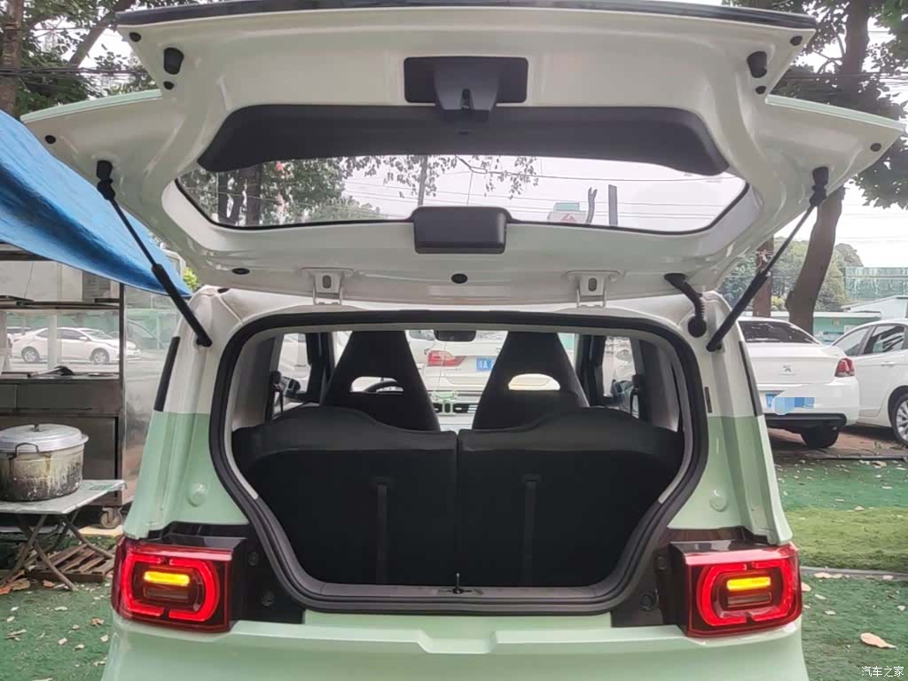 Wuling MINIEV, 2021 19