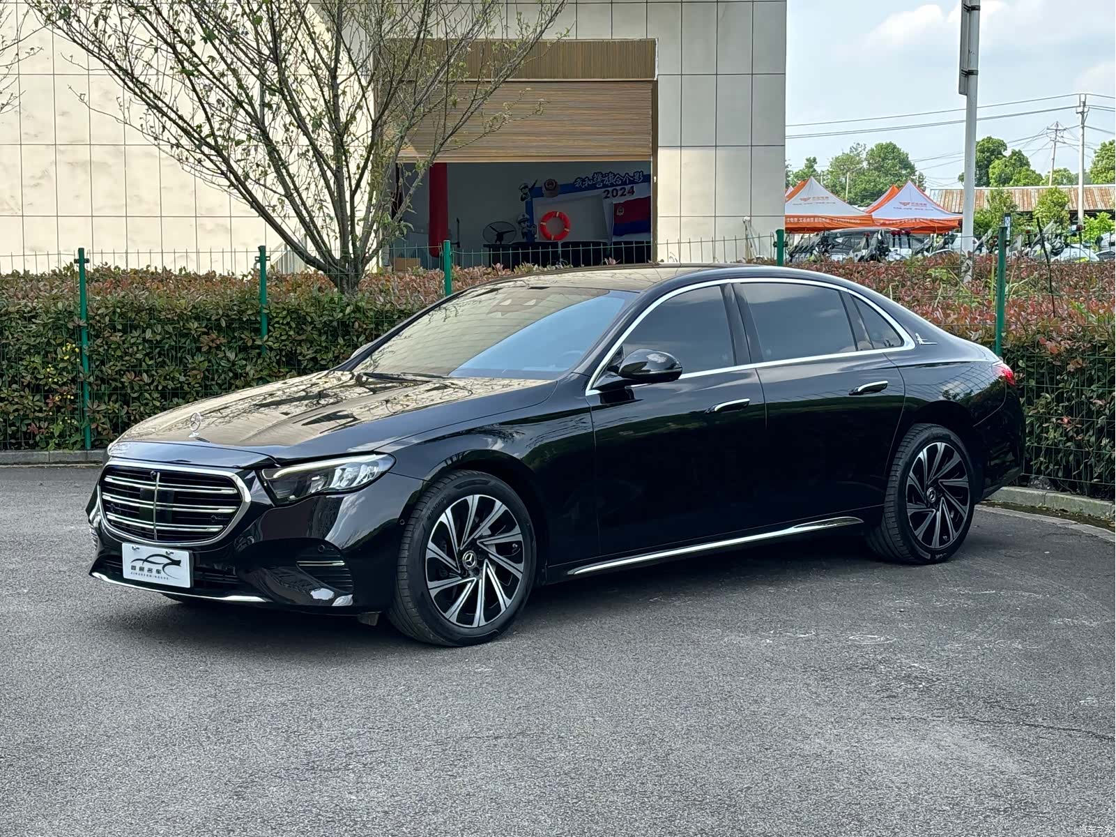 Mercedes-Benz E-Class, 2024 2