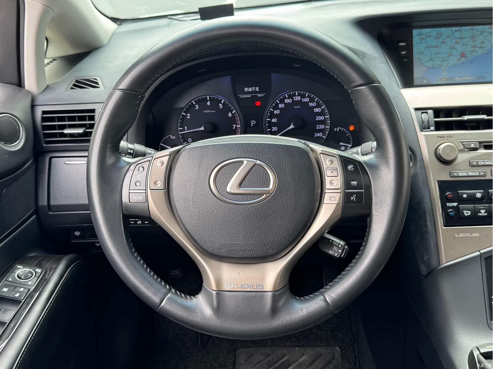 Lexus RX, 2014 13