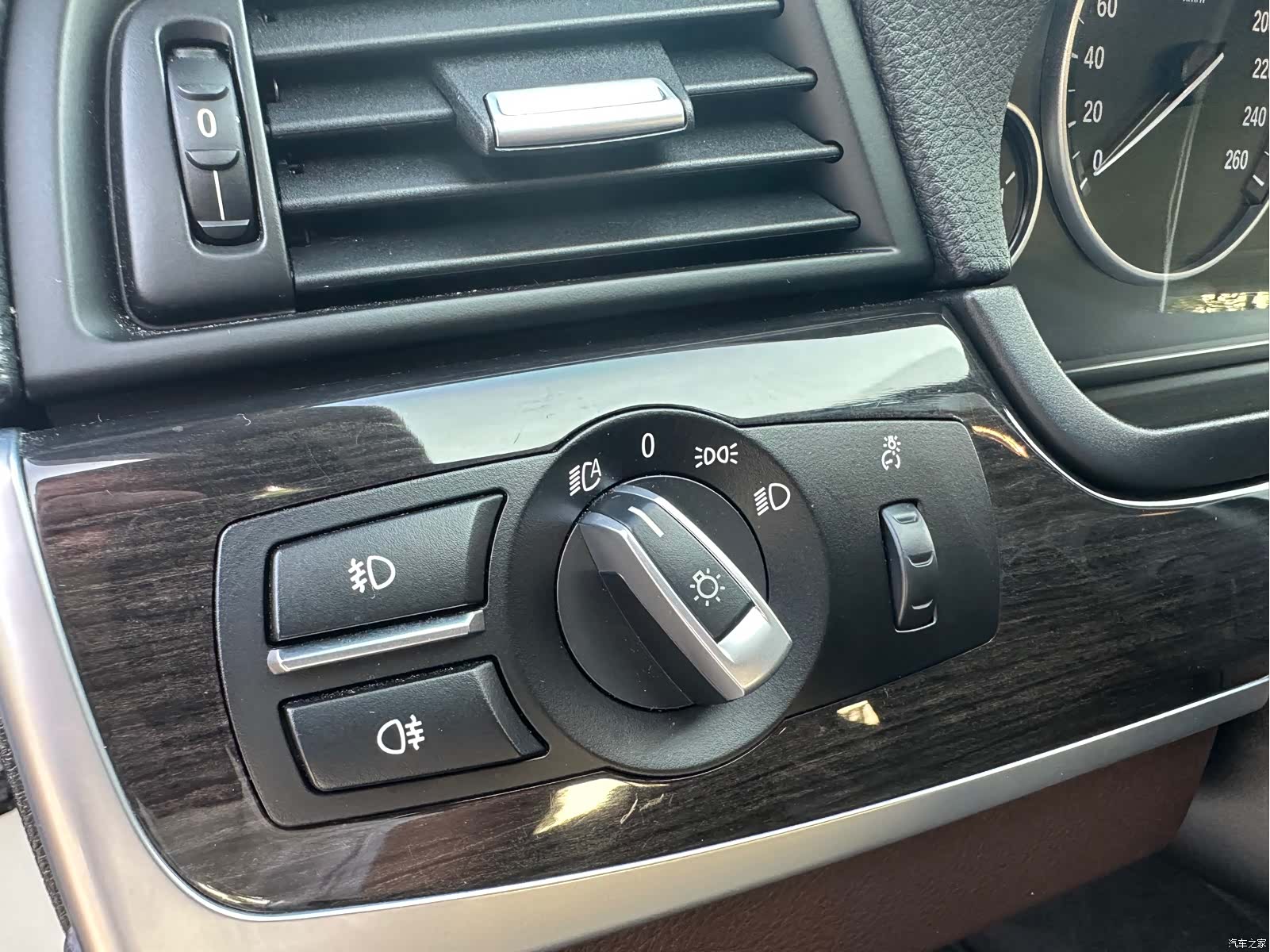 BMW 5 Series, 2015 16