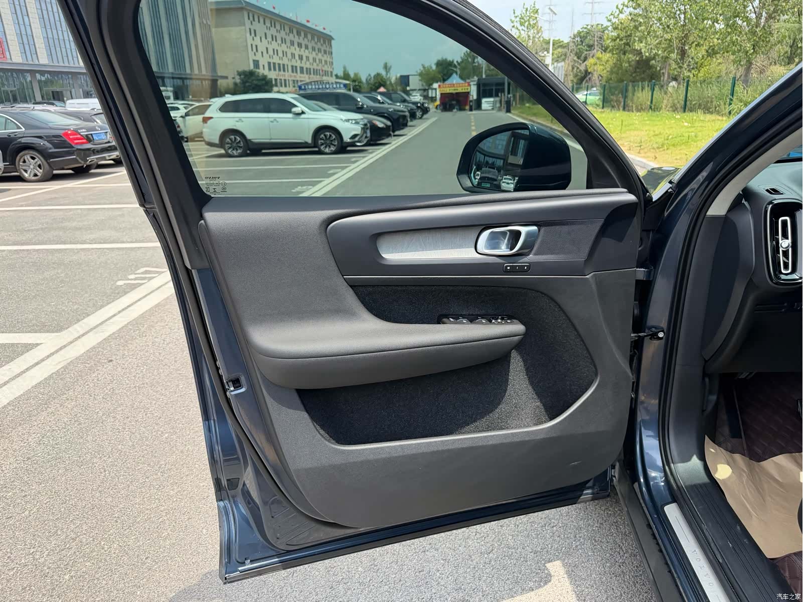 Volvo XC40, 2022 11