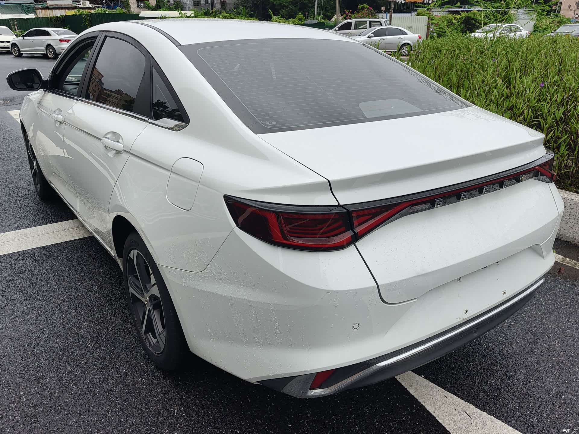 Geely Emgrand, 2022 12