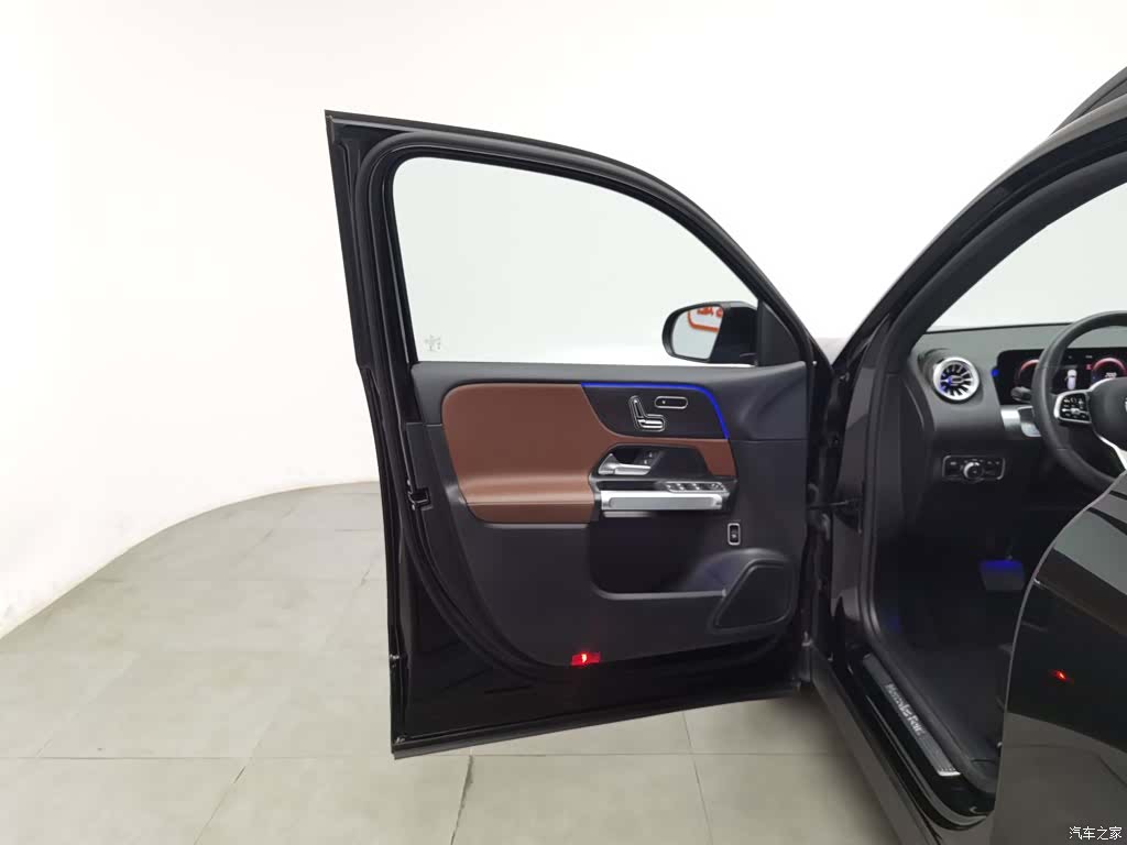 Mercedes-Benz GLB, 2022 8