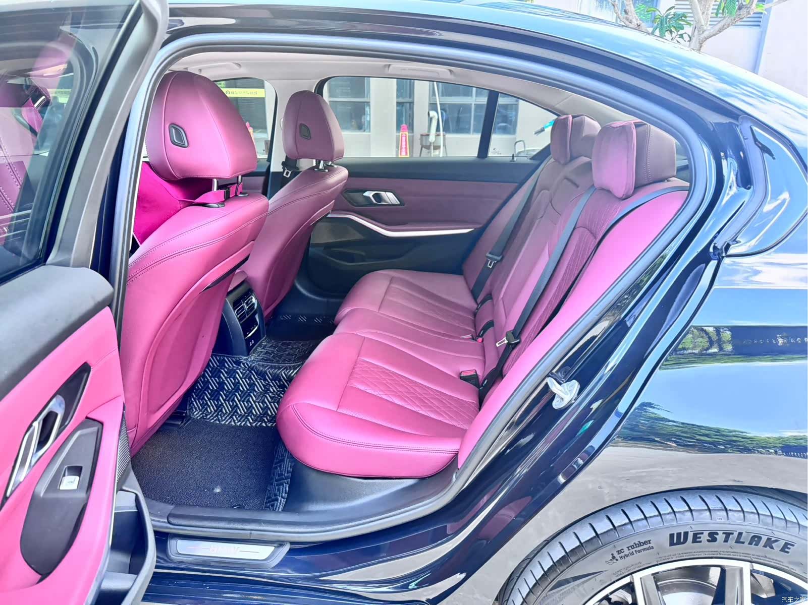 BMW i3, 2023 все фото