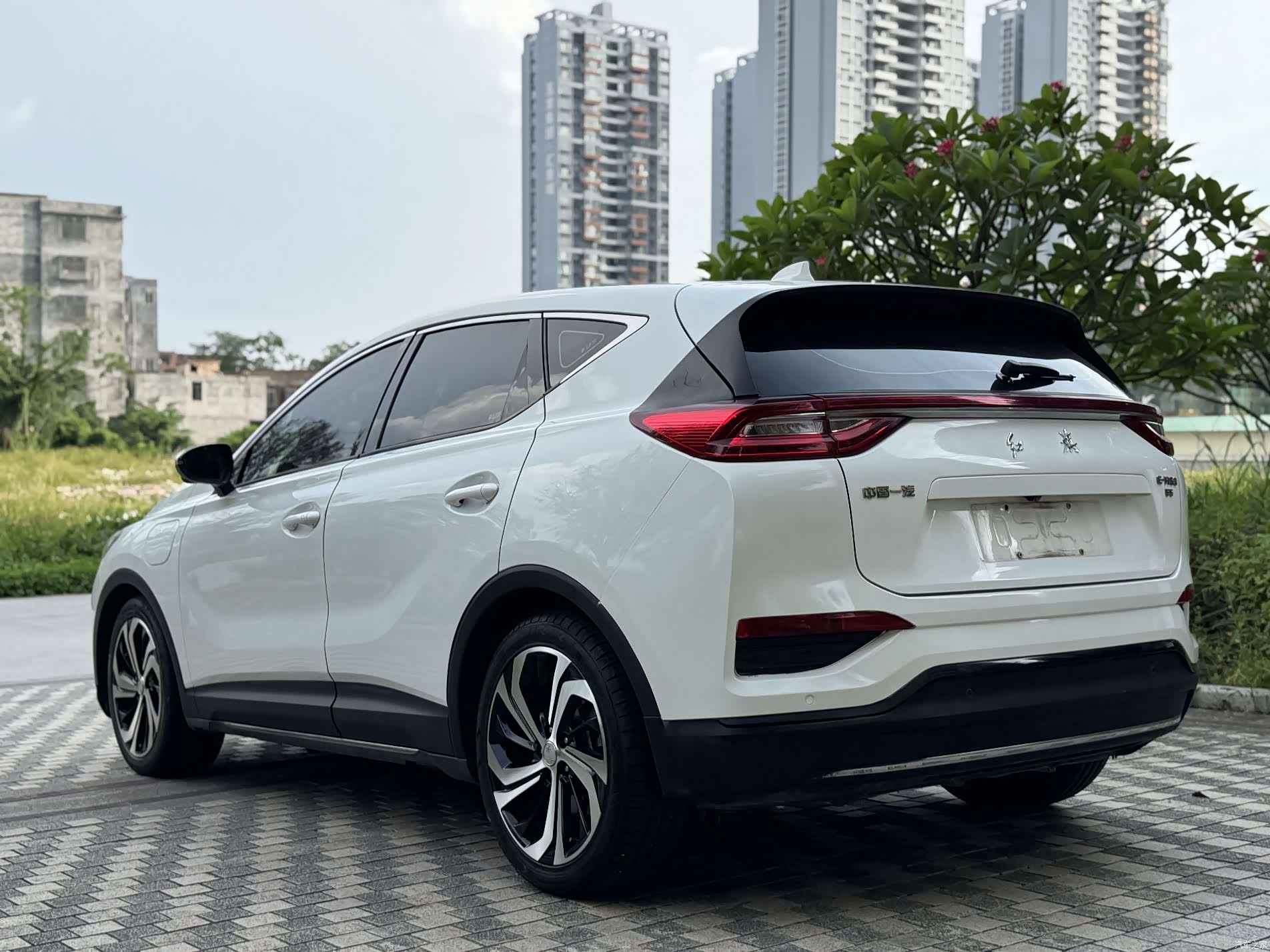 Hongqi HS3, 2019 15