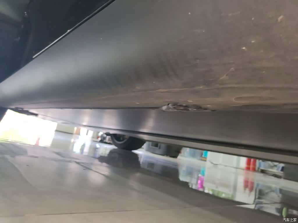 Tesla Model Y, 2023 21
