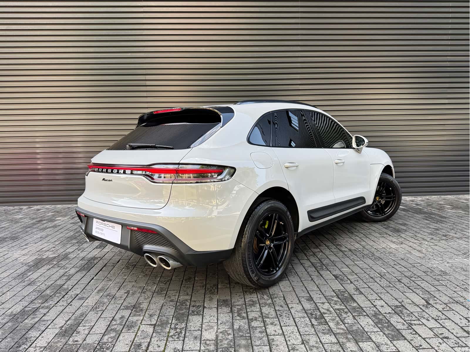 Porsche Macan, 2022 все фото