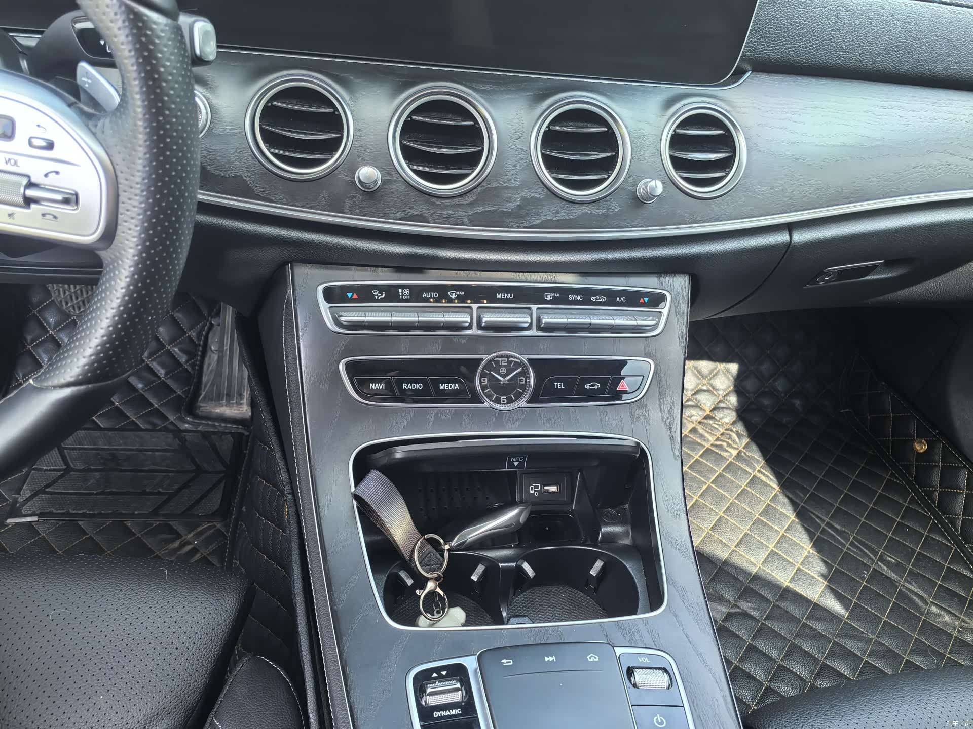 Mercedes-Benz E-Class, 2019 16