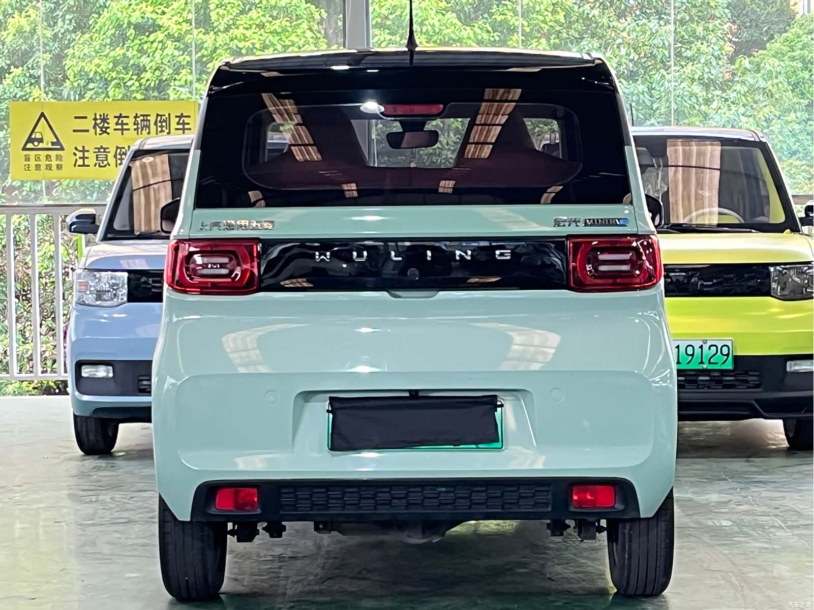 Wuling MINIEV, 2021 все фото