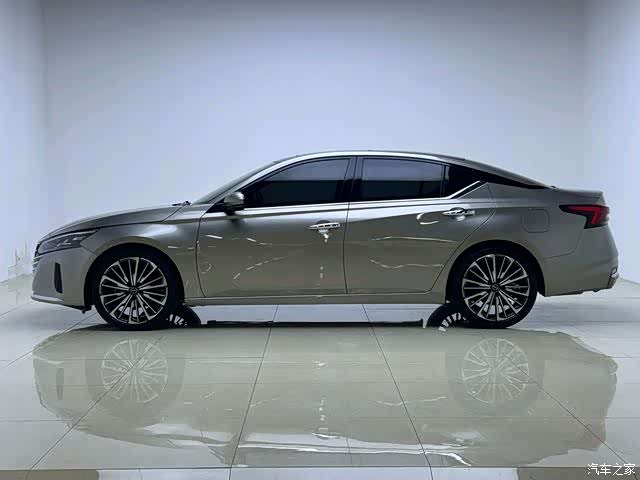Nissan Teana, 2024 9