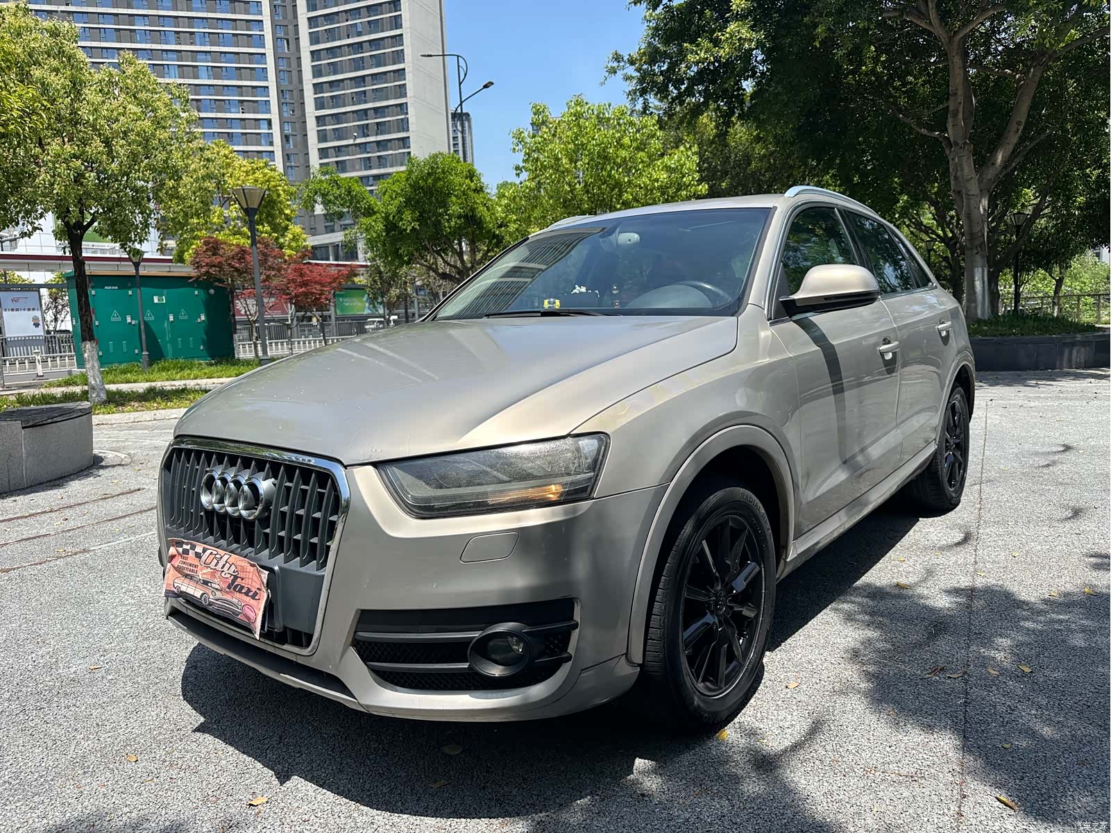 Audi Q3, 2013 1