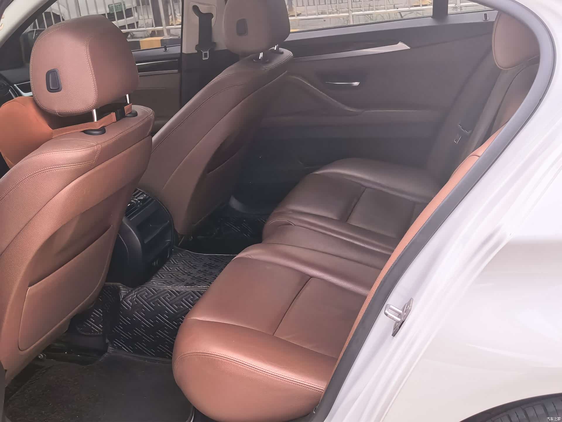 BMW 5 Series, 2016 6