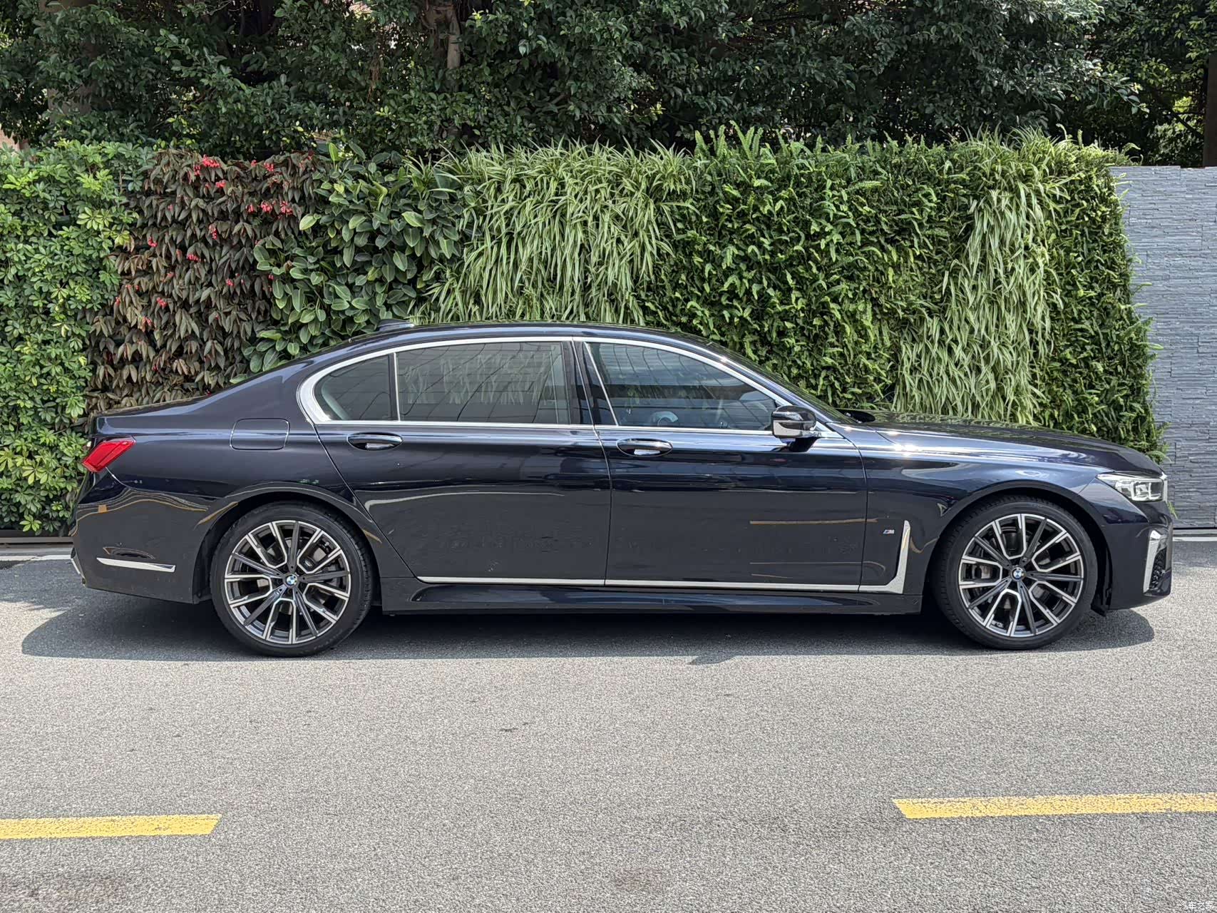 BMW 7 Series, 2022 4