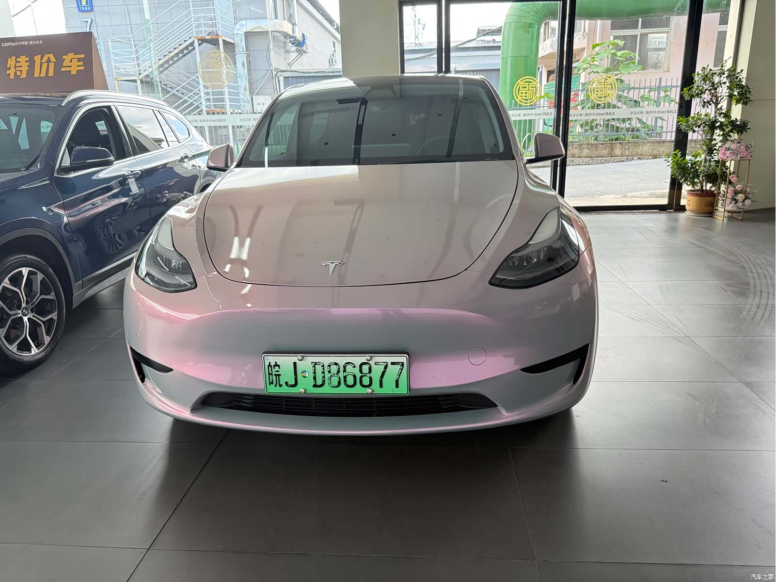 Tesla Model Y, 2022 2
