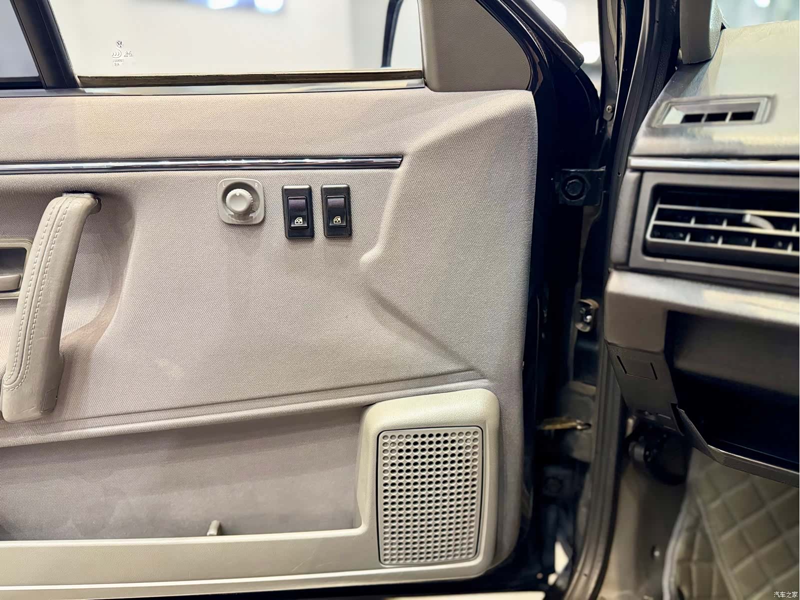 Volkswagen Santana, 2012 15