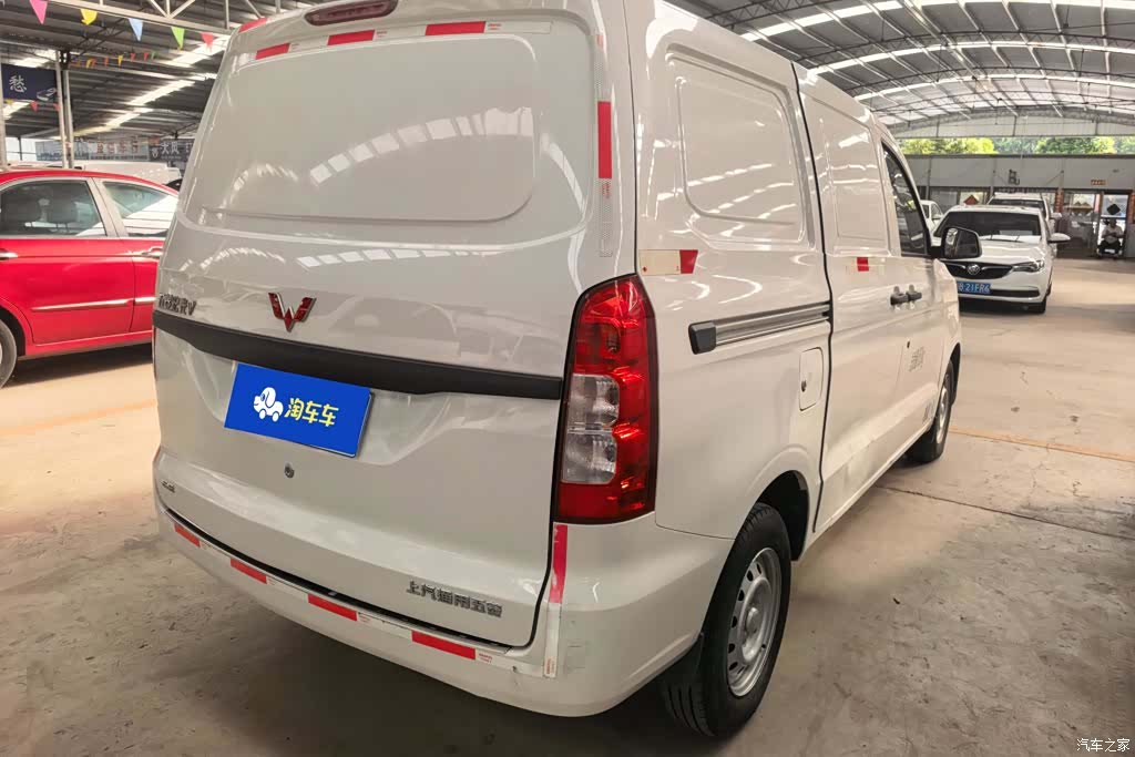 Wuling Hongguang, 2021 3