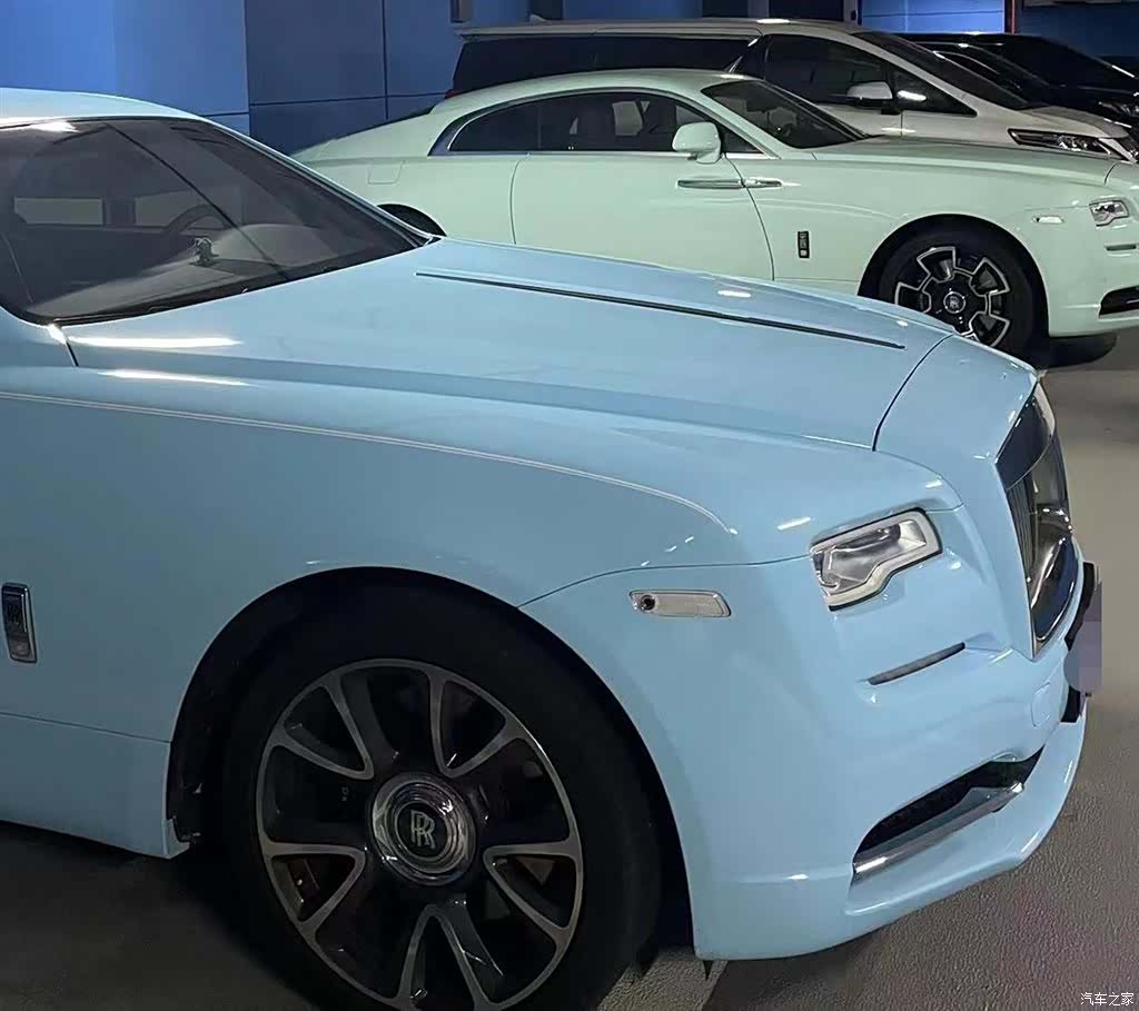 Rolls-Royce Wraith, 2019 все фото