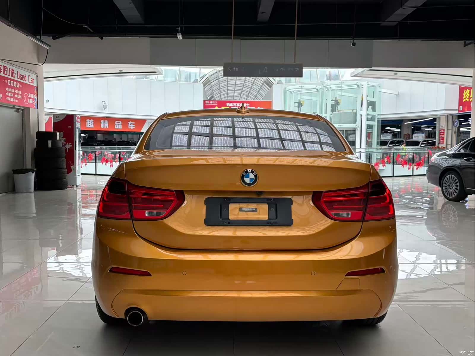 BMW 1 Series, 2018 все фото