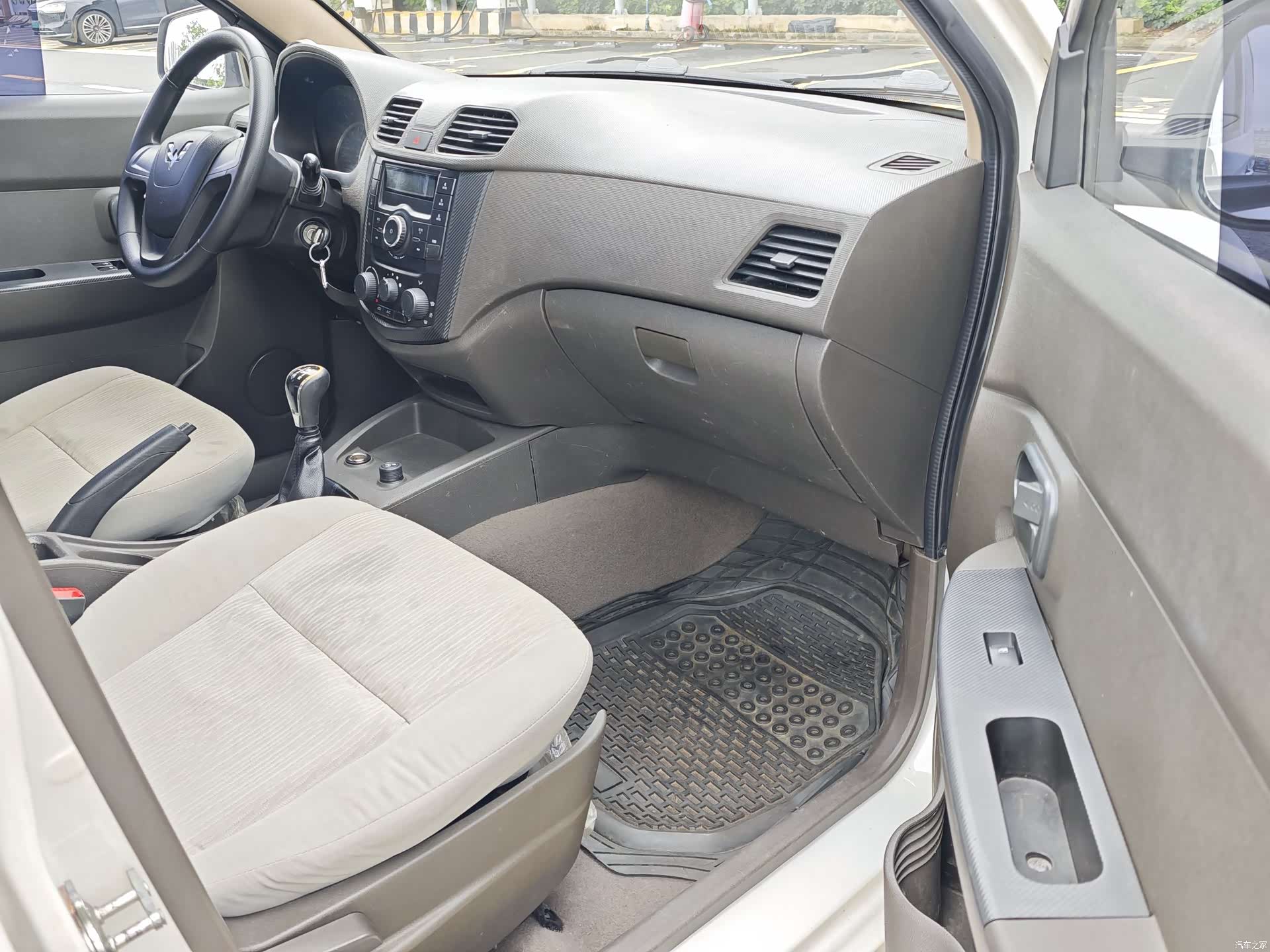 Wuling Hongguang, 2017 9