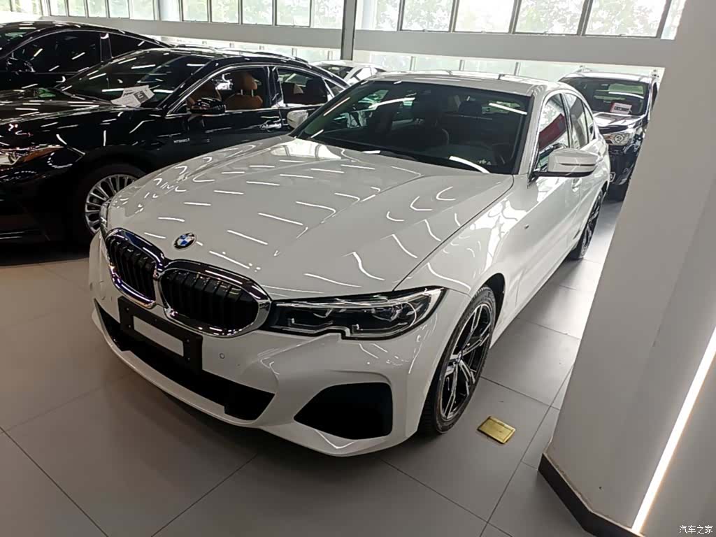 BMW 3 Series, 2022 2