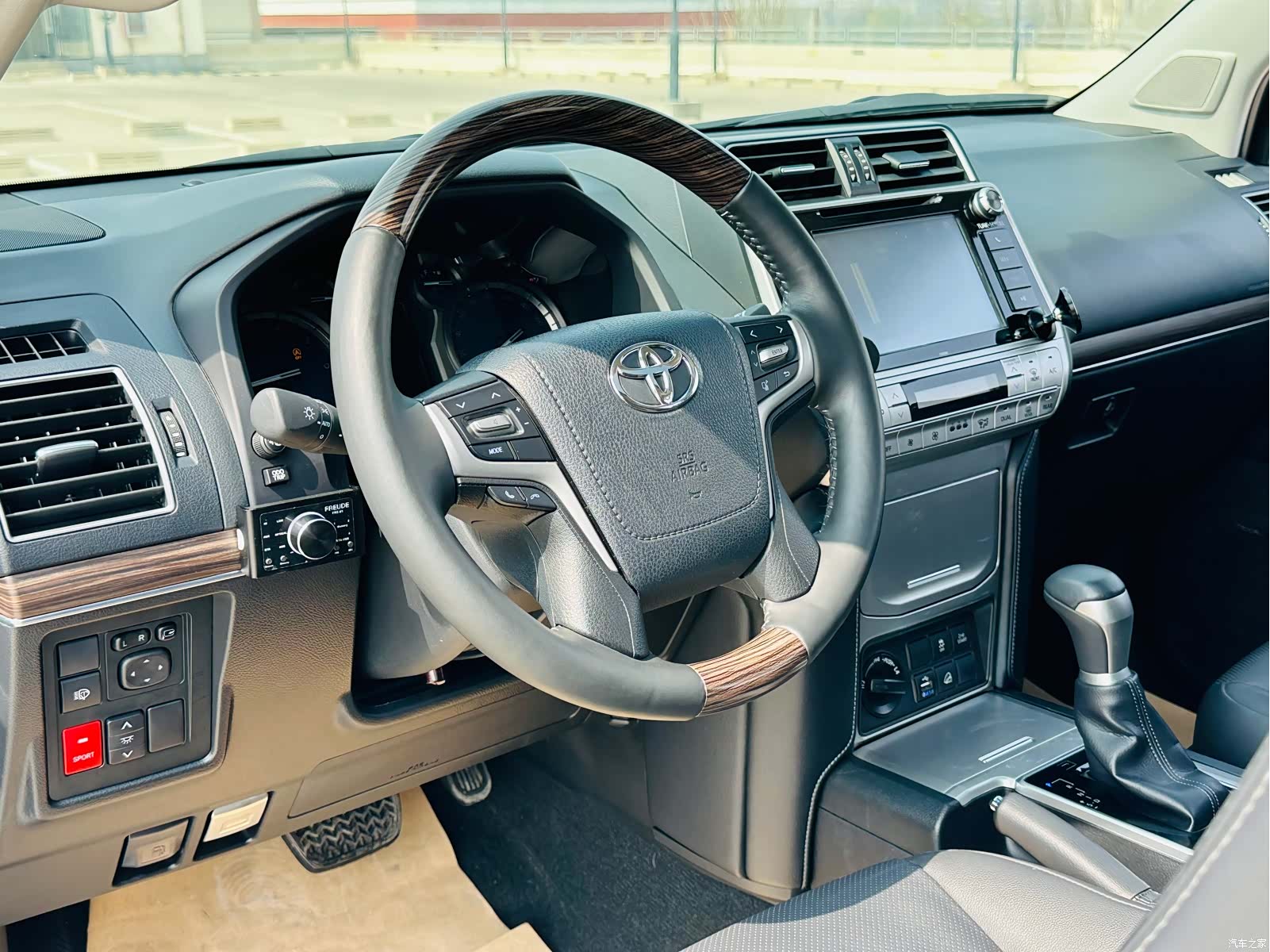 Toyota Prado, 2019 11