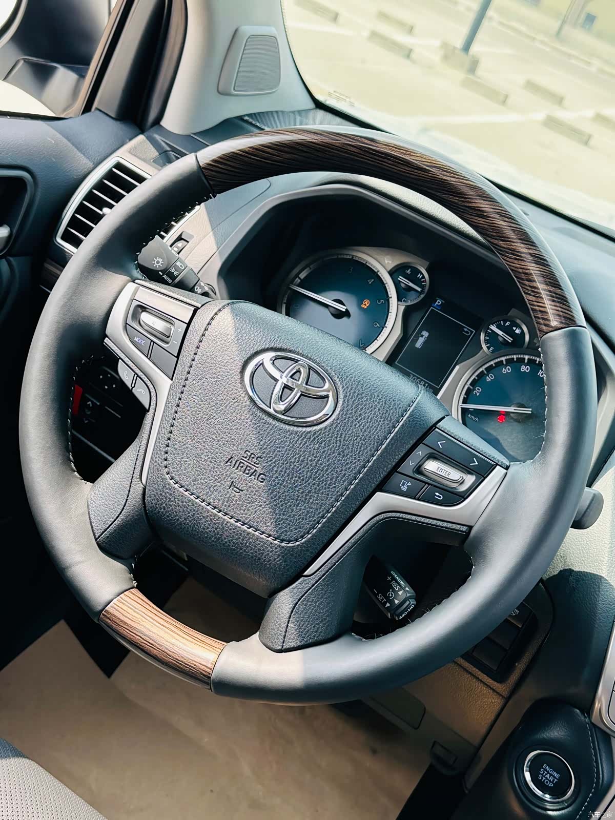 Toyota Prado, 2019 23