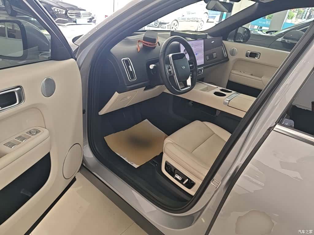Li Auto L9, 2023 16