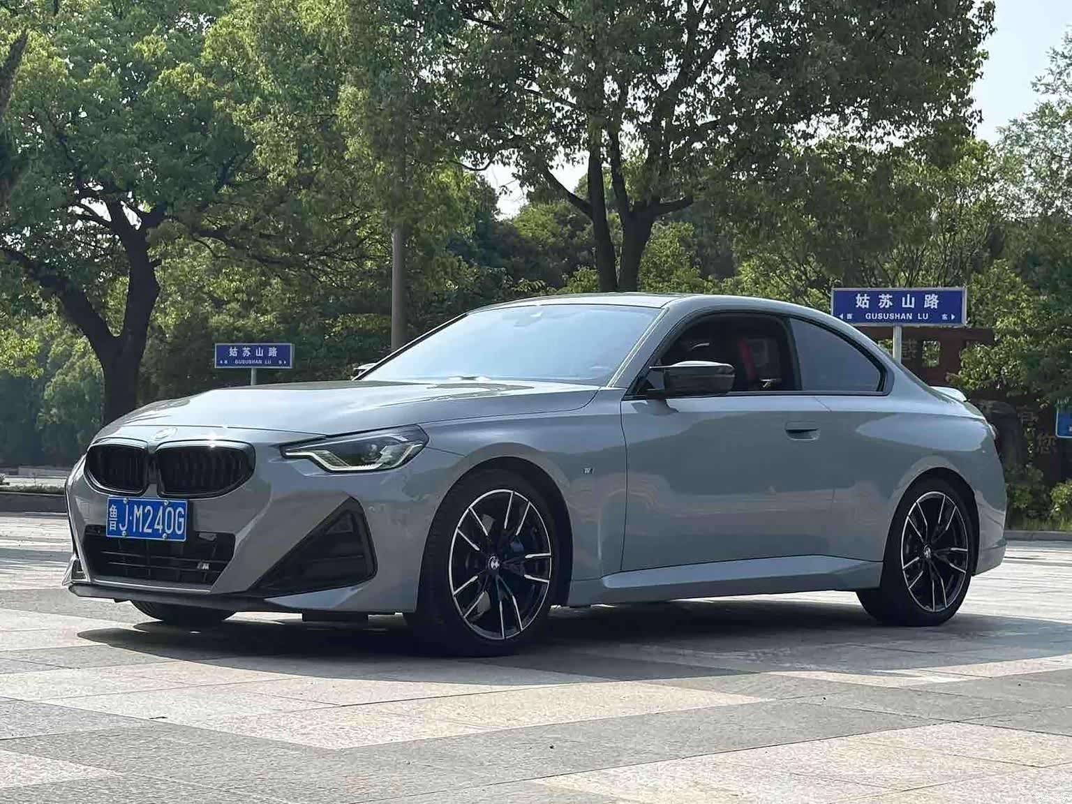 BMW M2, 2025 1
