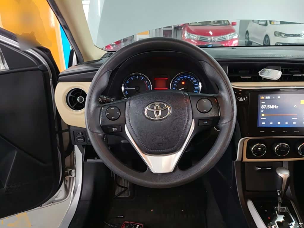 Toyota Corolla, 2018 11