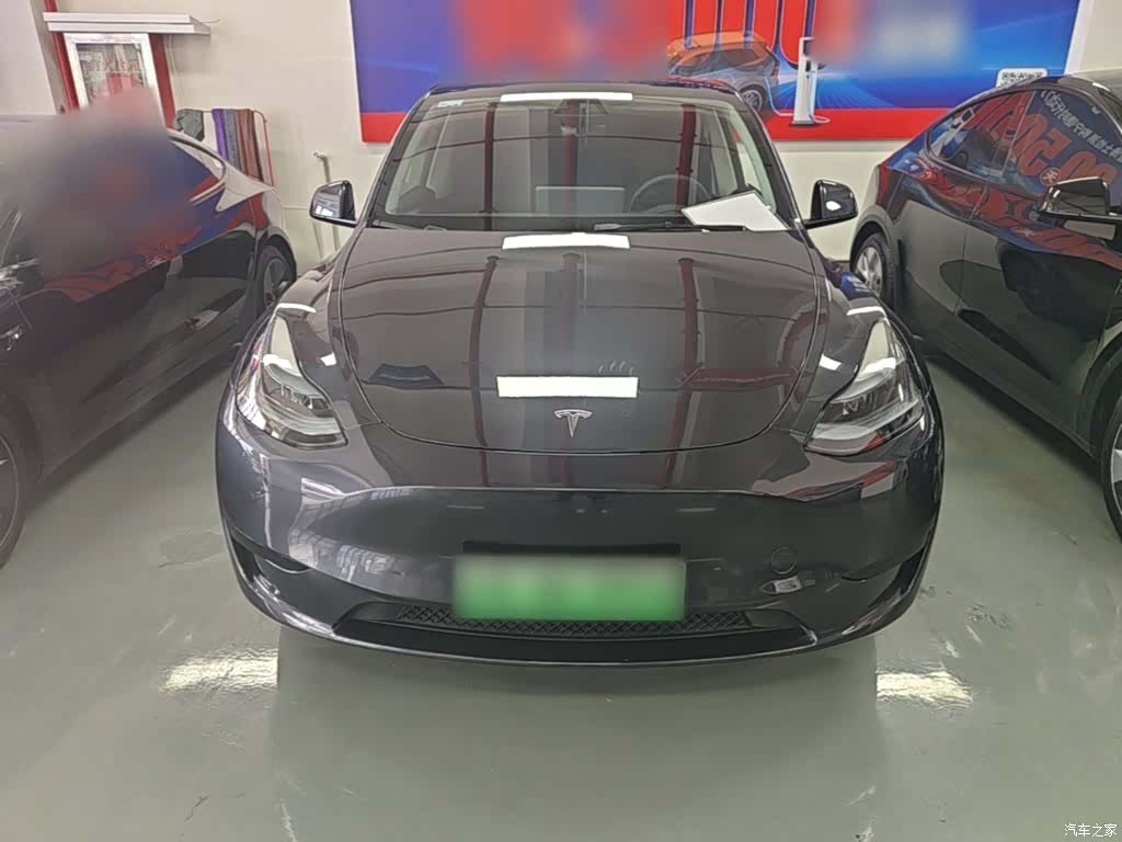 Tesla Model Y, 2024 3