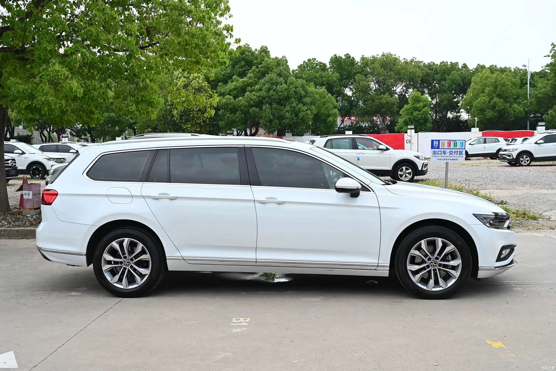 Volkswagen Variant, 2023 7