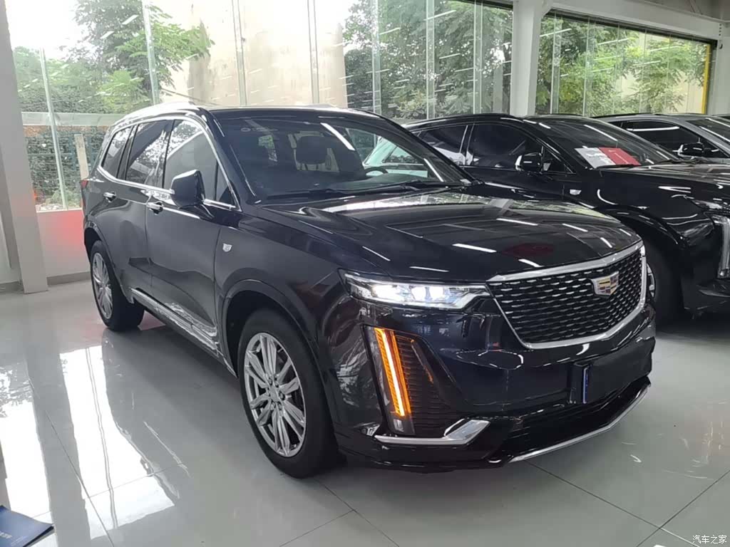 Cadillac XT6, 2022 4