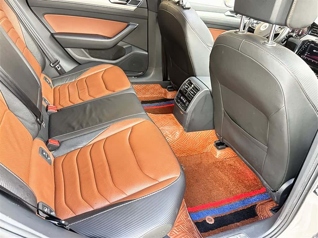 Volkswagen CC, 2019 13