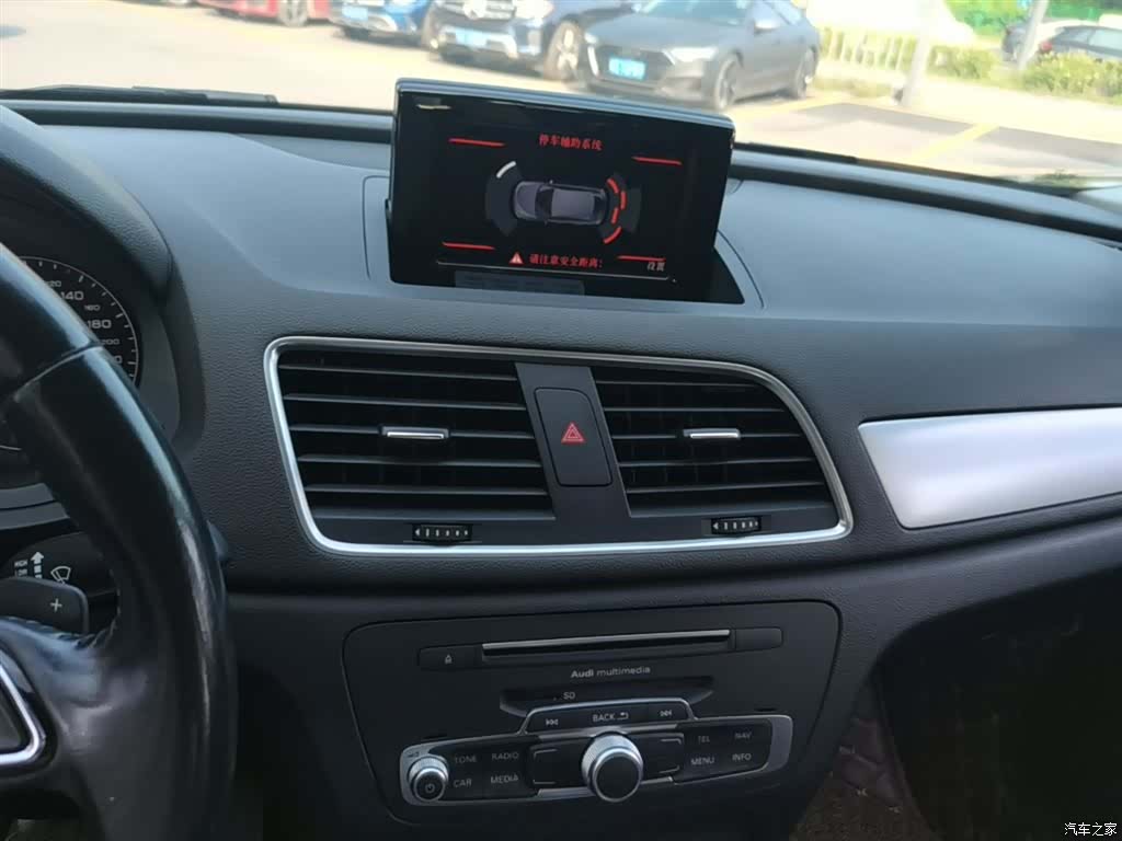 Audi Q3, 2017 13