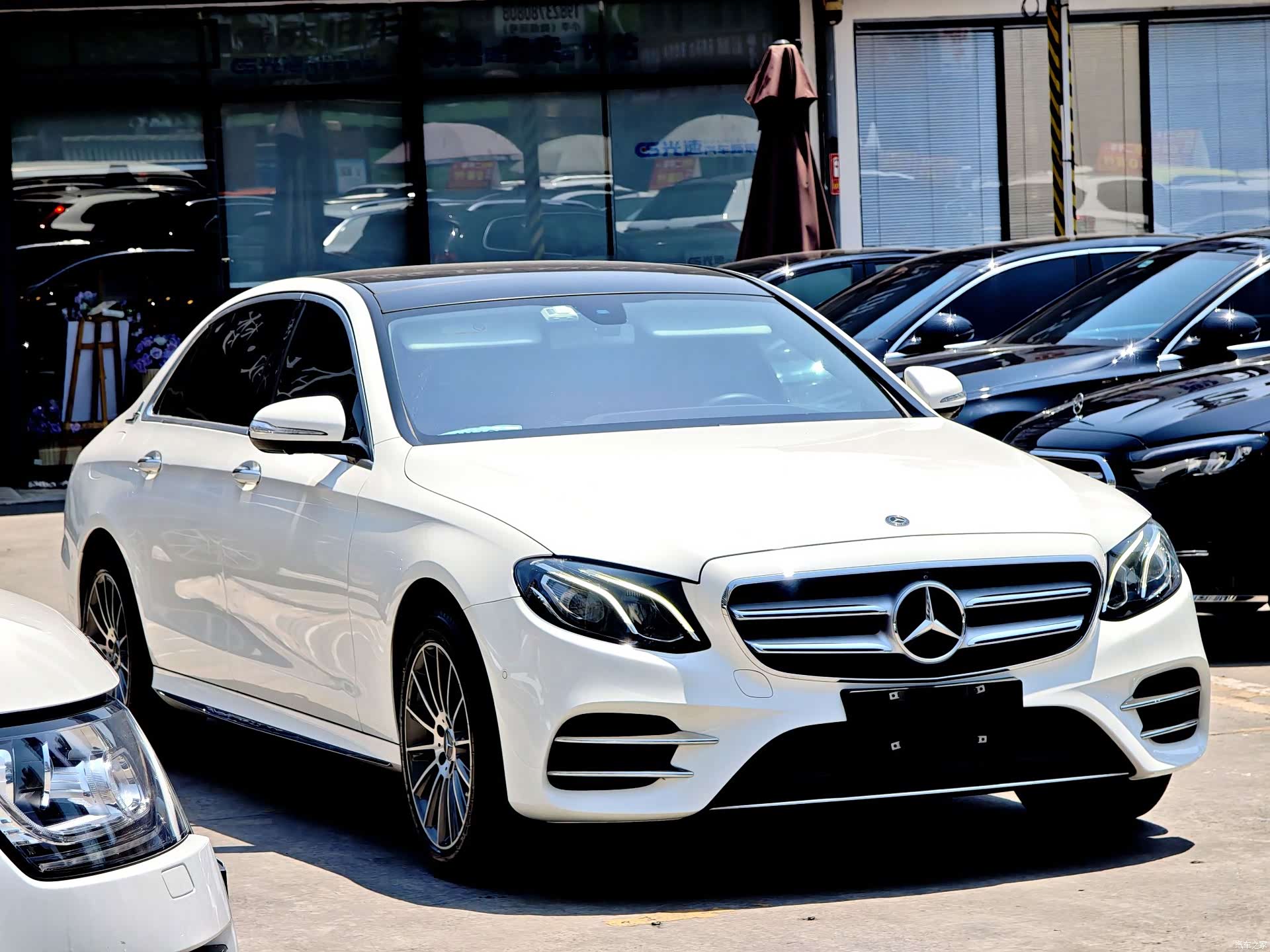 Mercedes-Benz E-Class, 2019 3