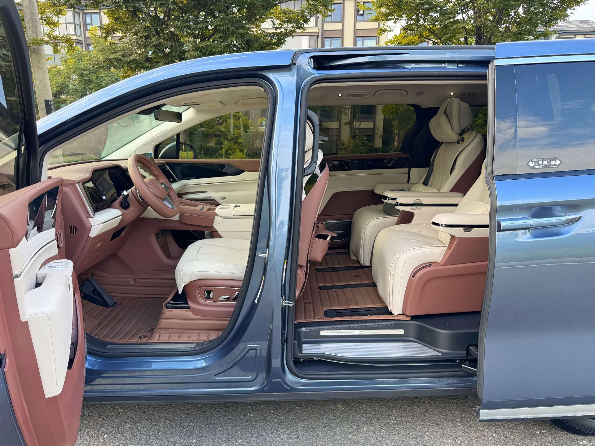 BYD Xia, 2025 16