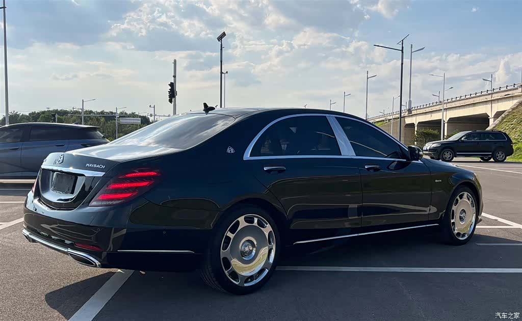 Mercedes-Benz S-Class, 2019 18