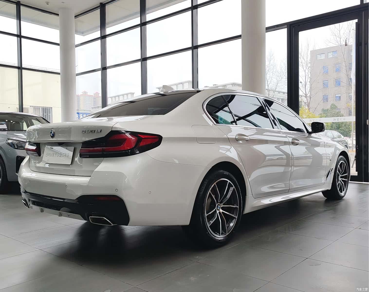 BMW 5 Series, 2023 4