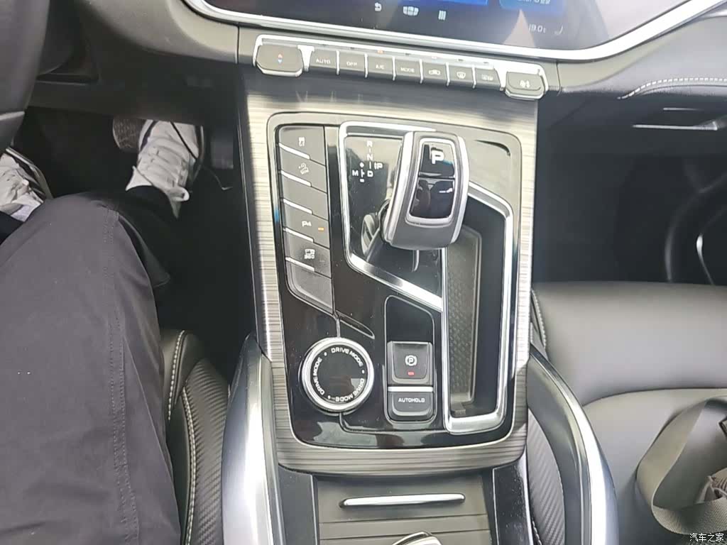 Geely Boyue, 2019 14