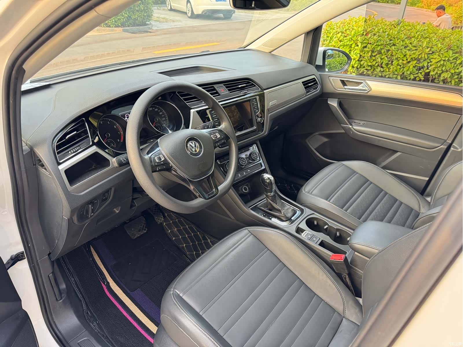 Volkswagen L, 2018 4