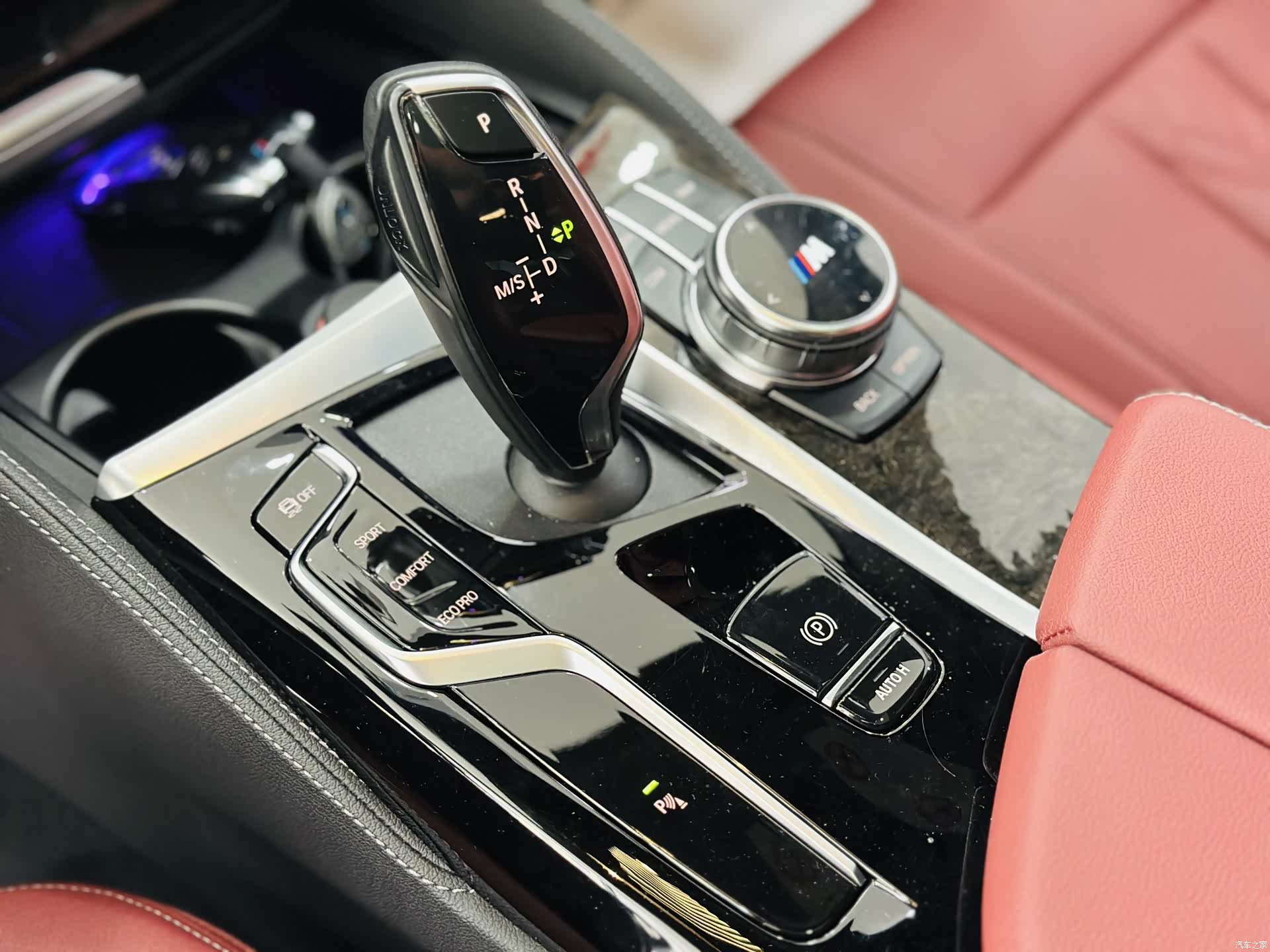 BMW 5 Series, 2023 14