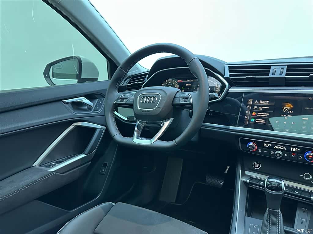 Audi Q3, 2022 18