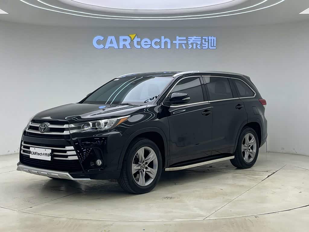Toyota Highlander 2021 2.0T Luxury 7 мест