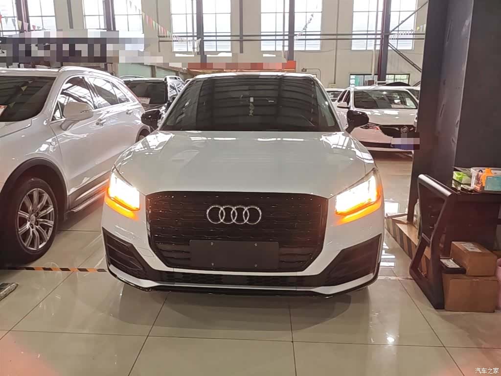 Audi Q2L, 2020 3