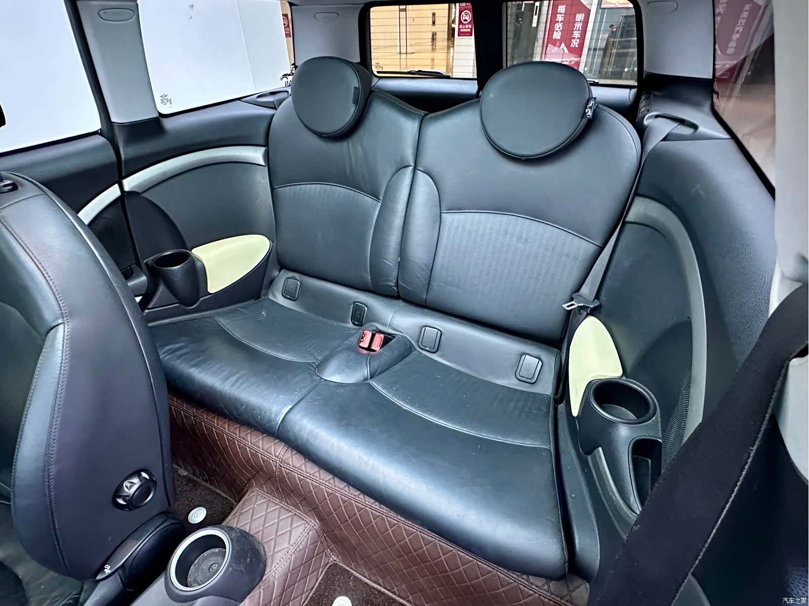 Mini Clubman, 2009 все фото