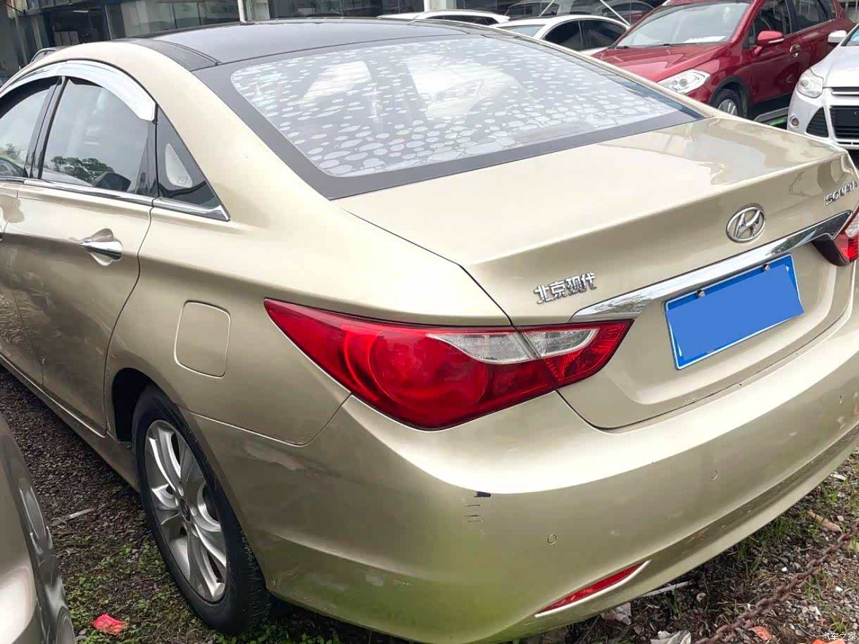 Hyundai Sonata, 2013 6