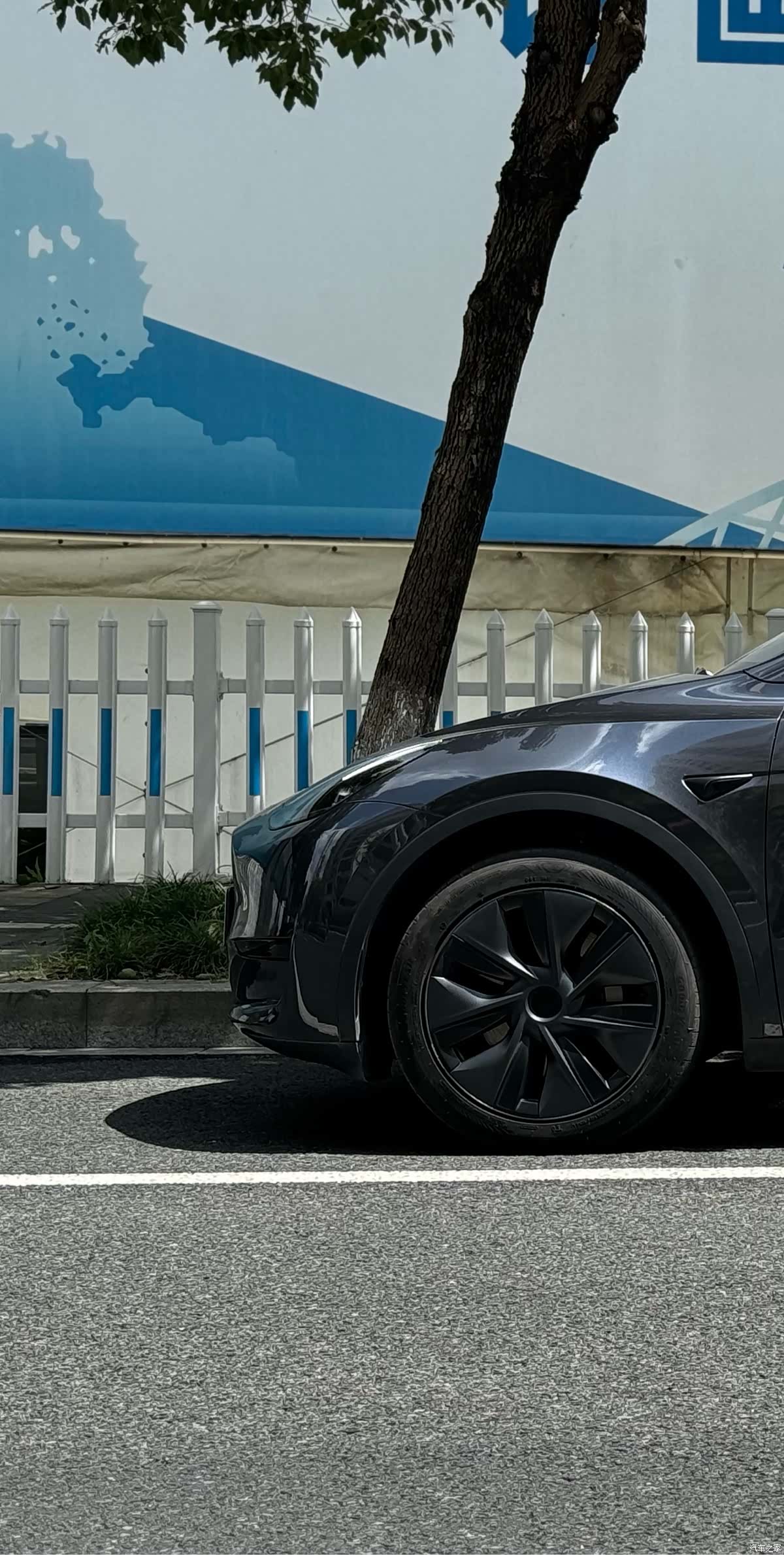 Tesla Model Y, 2024 8