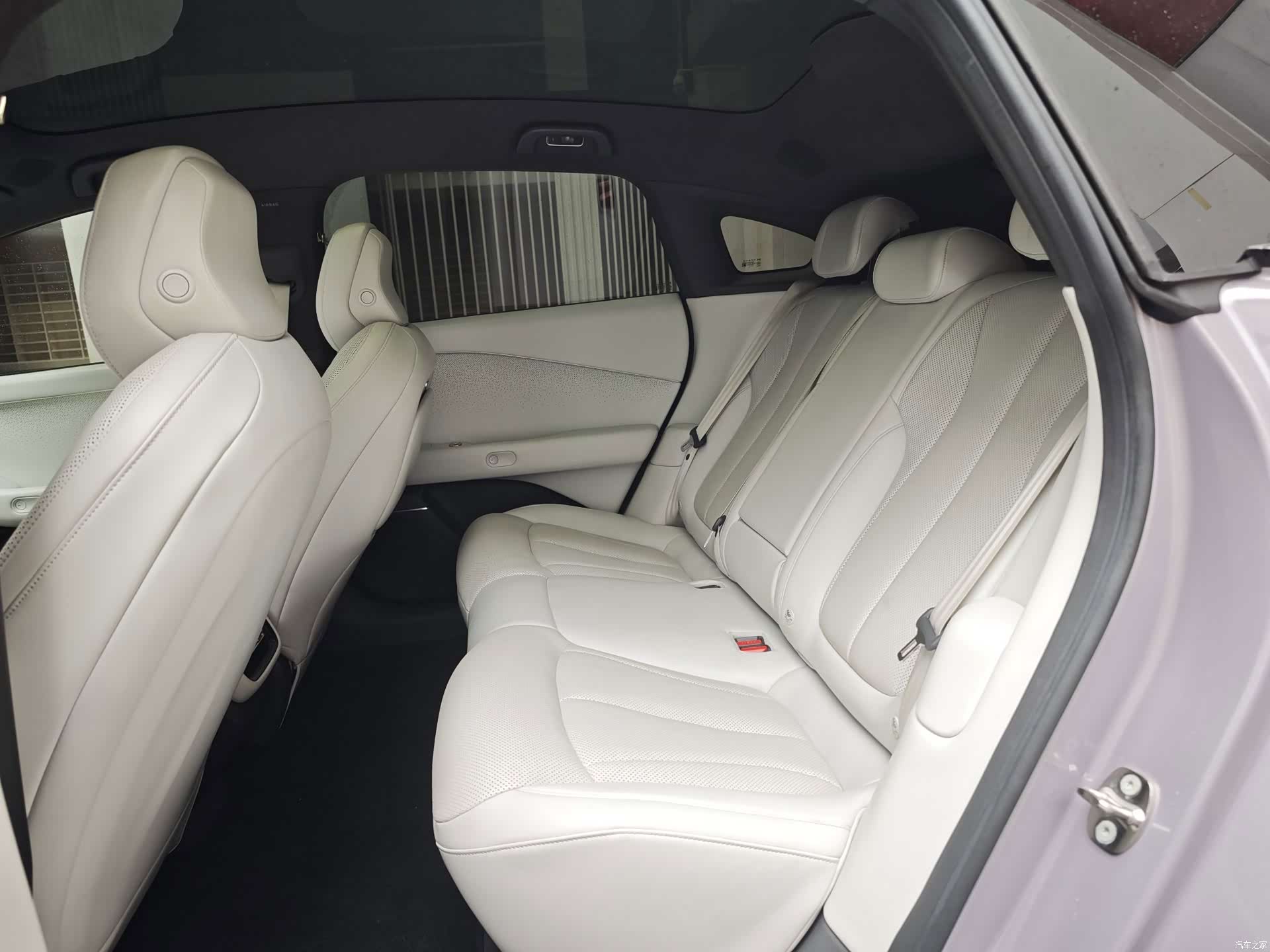 Xpeng P7, 2025 6