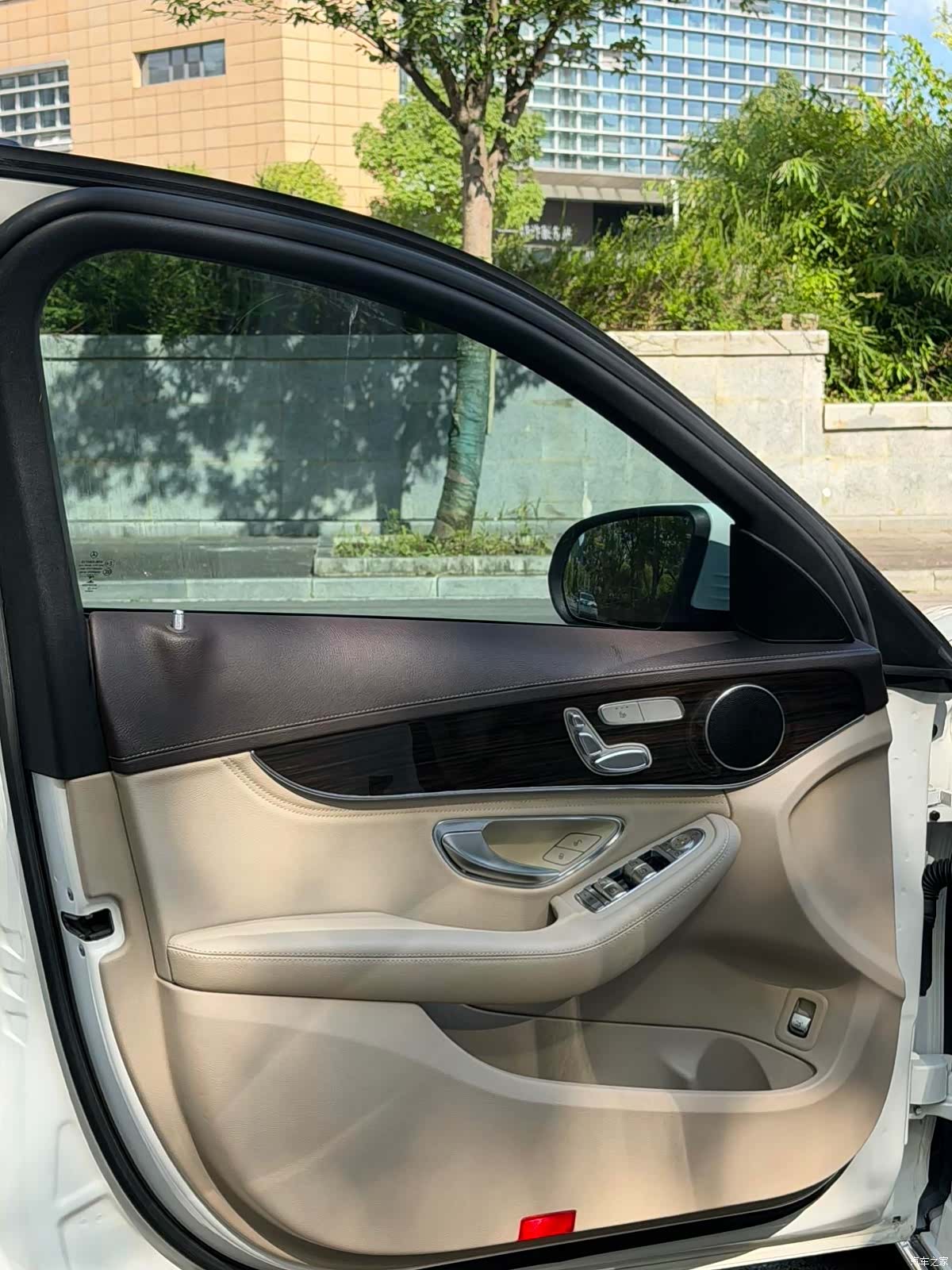 Mercedes-Benz C-Class, 2015 12